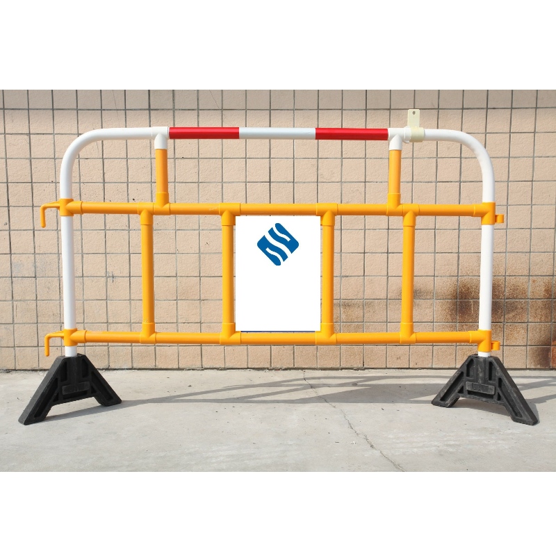 PVC Crowd Control Barrier Fußgänger Kunststoff Barriere Sicherheit PVC Kunststoff Zaun mit roten reflektierenden Streifen